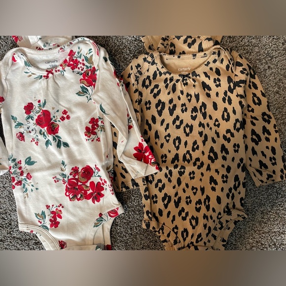 4 Carter's long sleeved Baby Onesies - Picture 2 of 7